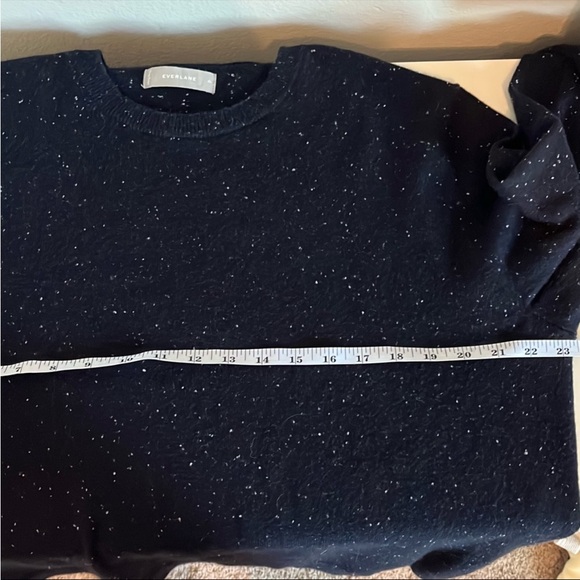 100% Cashmere Black Everlane Men's V-Neck Sweater - - Picture 5 of 7